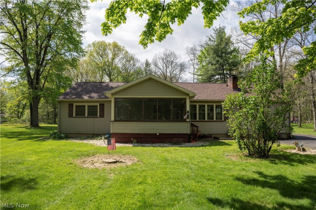 1526 W Park Ave, Niles, OH