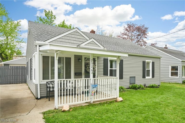 2526 Edgebrook Avenue, Akron, OH, 44312