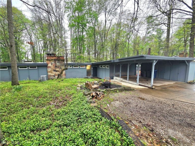 7700 Webster Road, Middleburg Heights, OH, 44130