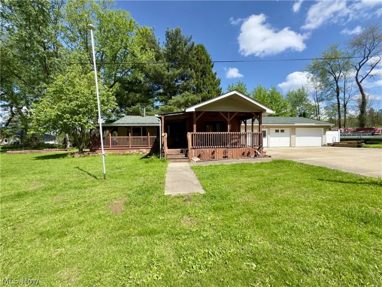 929 Antionette Drive, Mansfield, OH - Photo 2