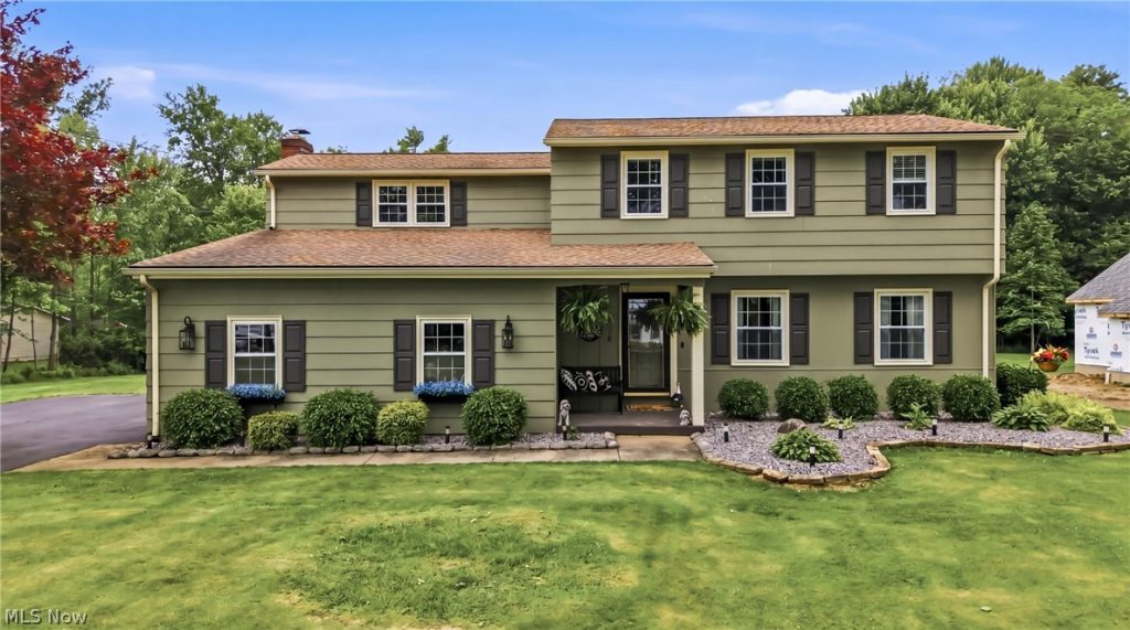10230 New Buffalo Road, Canfield, OH