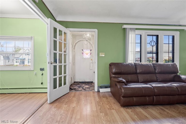 7411 Wooster, Parma, OH - Photo 4