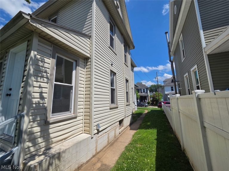 1803 Spring Street, Parkersburg, WV - Photo 4