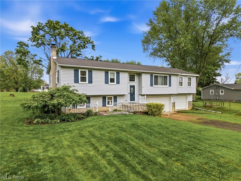 42866 Apples Way Drive, Leetonia, OH - Photo 2