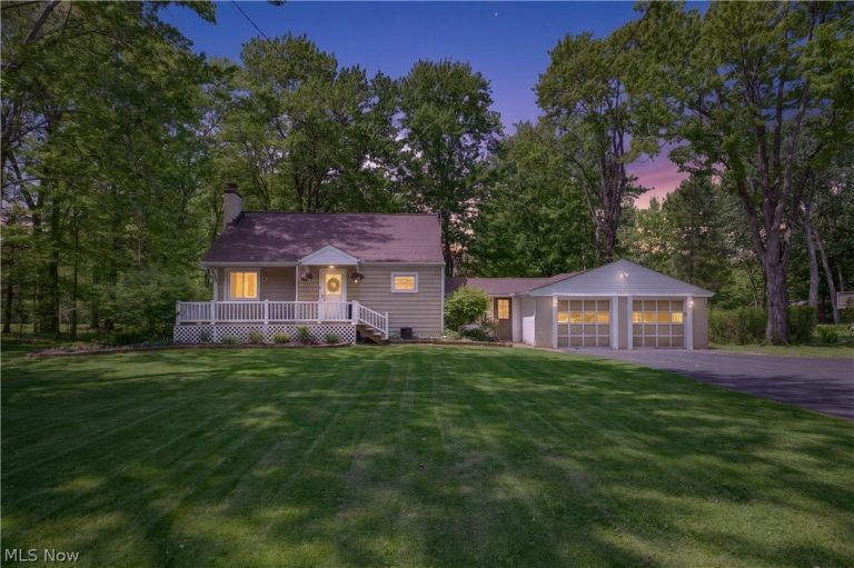 7820 King Memorial Road, Mentor, OH - Photo 2