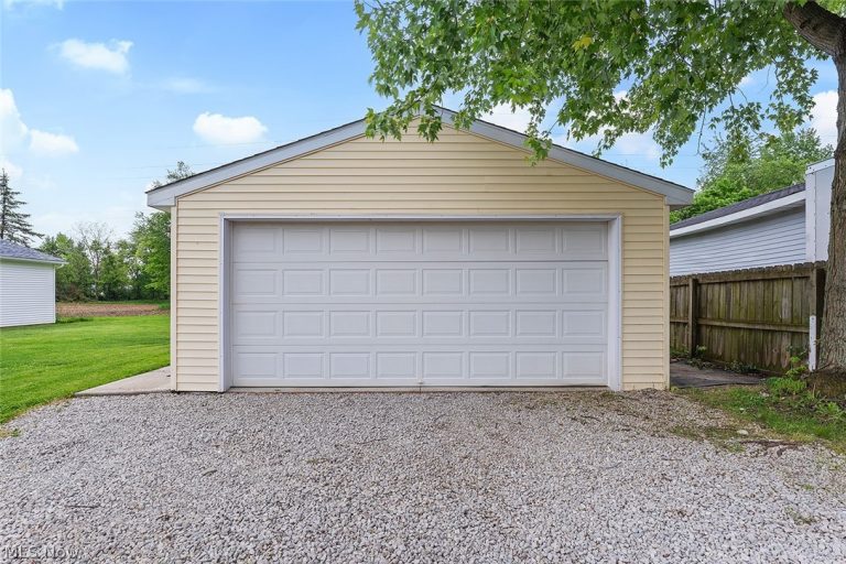 39 Prospect Street, Seville, OH - Photo 4