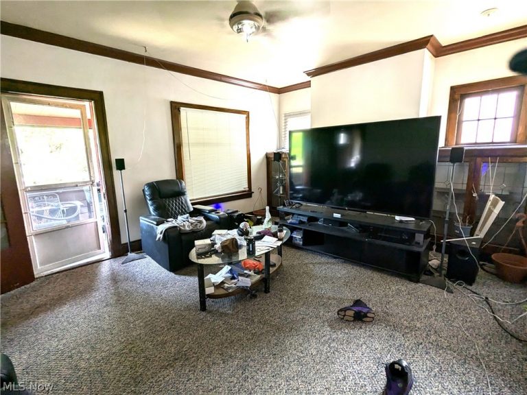 17812 Park Drive, Cleveland, OH - Photo 6