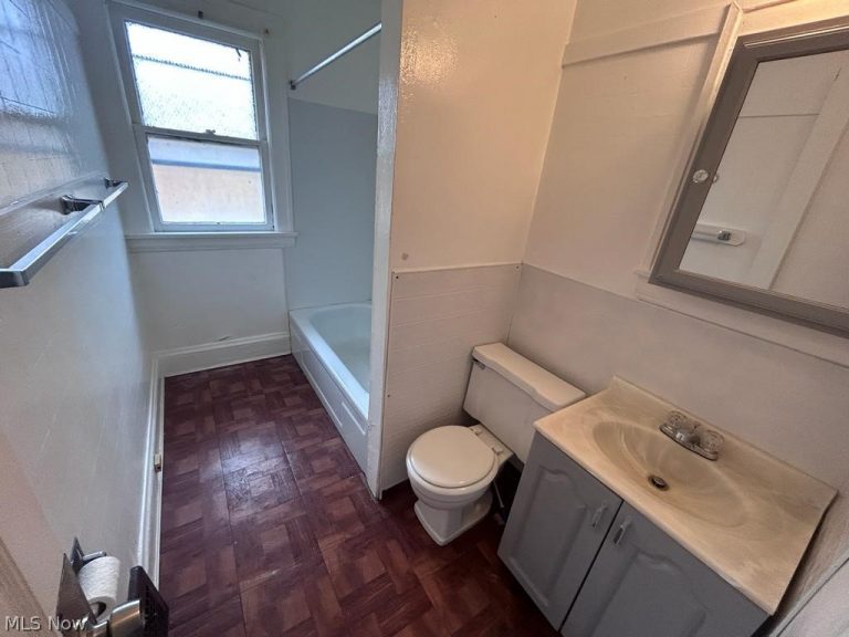 3407 Altamont Avenue #2nd Floor, Cleveland Heights, OH - Photo 4