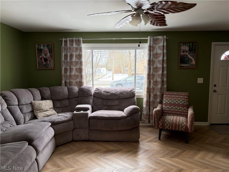 4300 Broadway Avenue, Louisville, OH - Photo 4