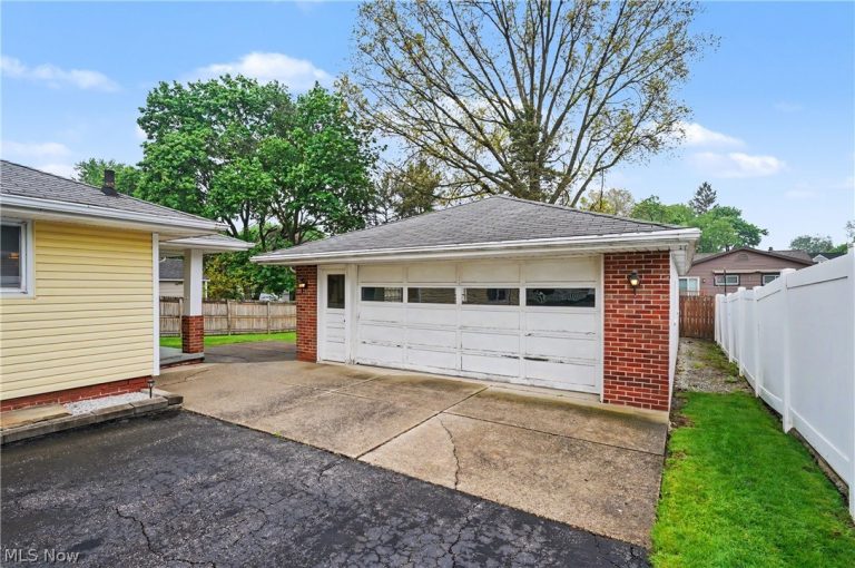 2651 11th Street, Cuyahoga Falls, OH - Photo 6