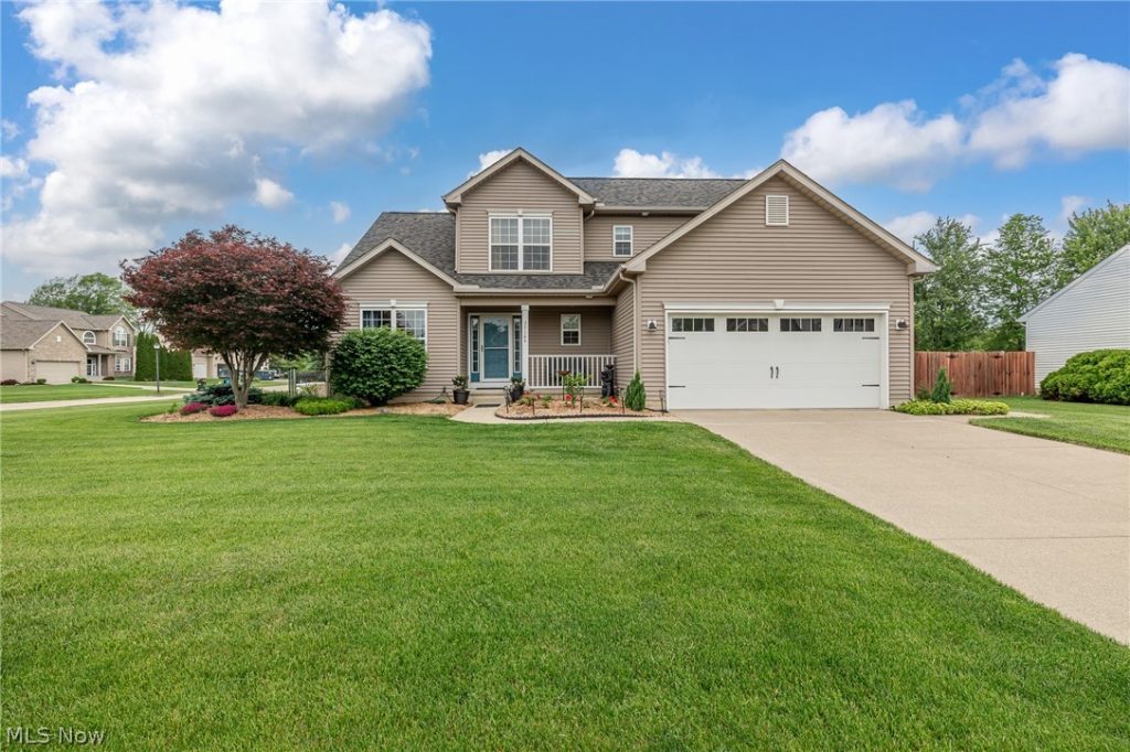 37164 Stone Creek Drive, North Ridgeville, OH