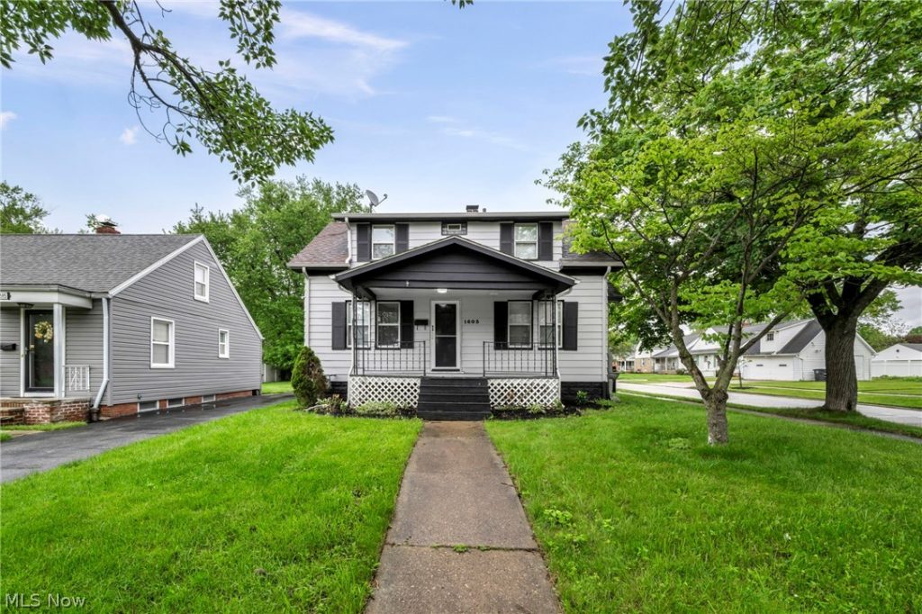 1603 Winchester Road, Lyndhurst, OH