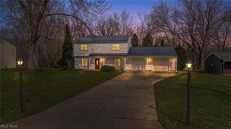 8051 Wren Drive, Macedonia, OH - Photo 4