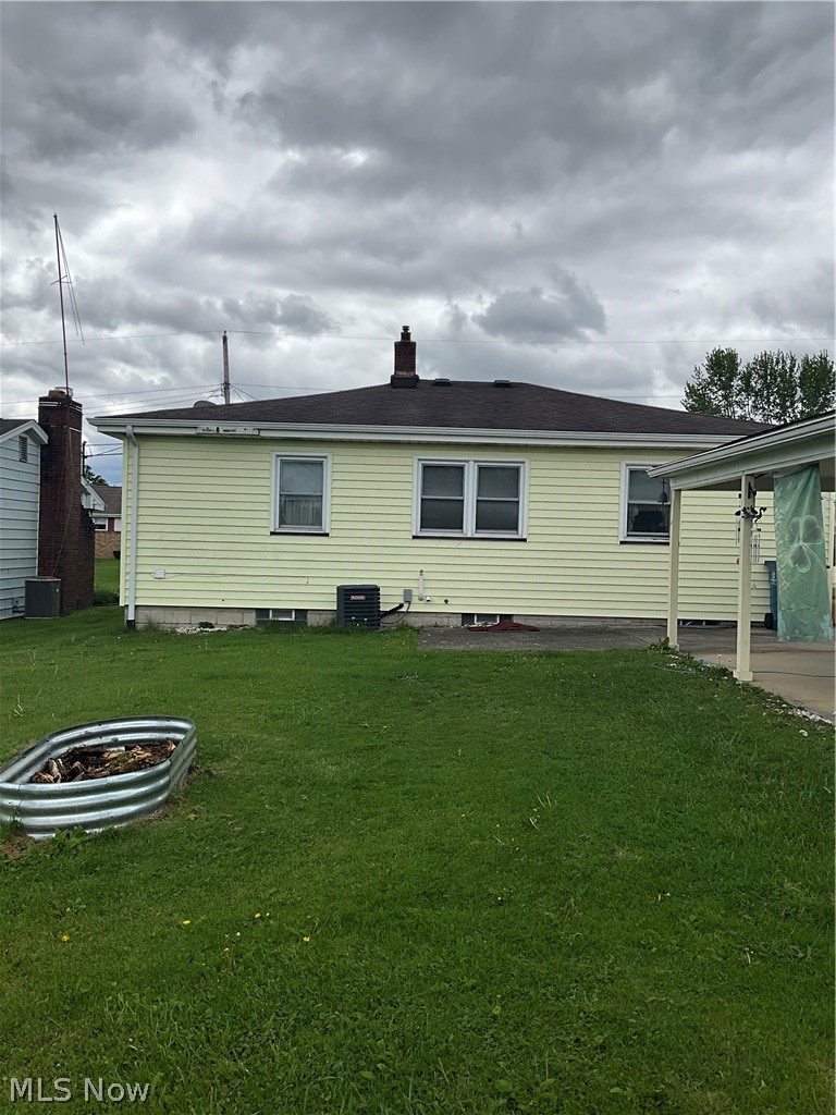 525 Omar Street, Struthers, OH - Photo 4