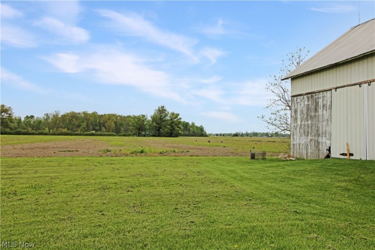 Bloom Road, Oak Harbor, OH - Photo 8