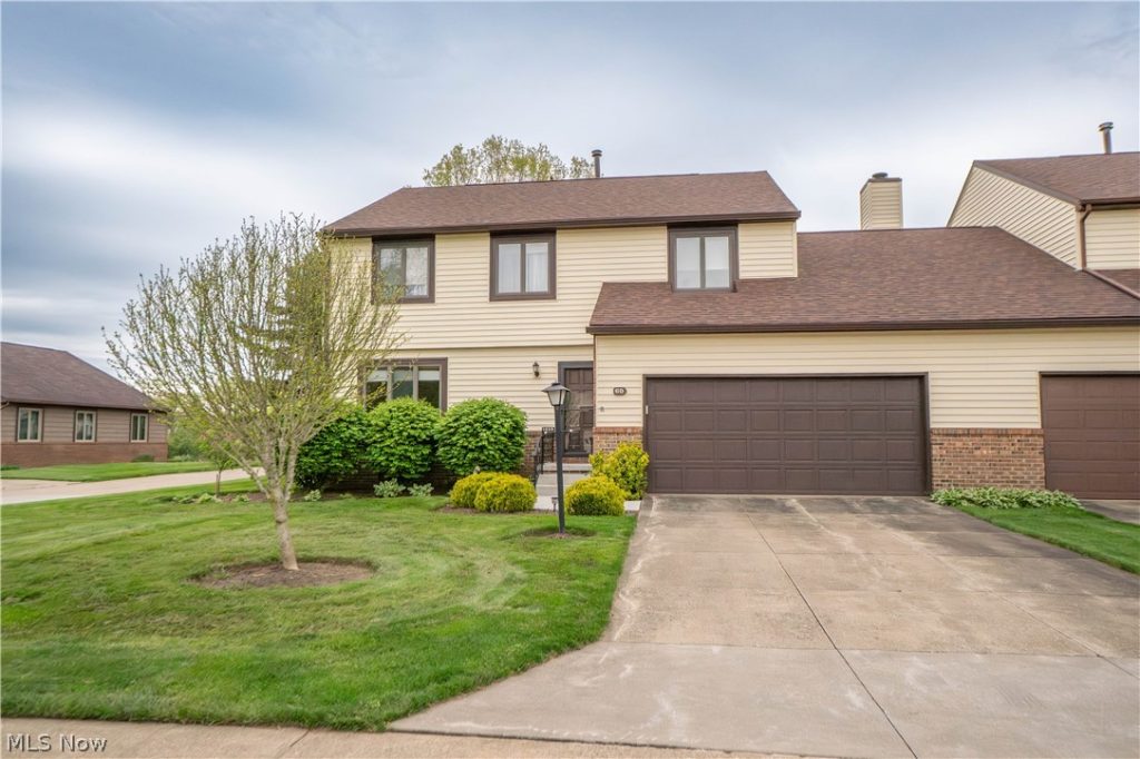 60 Picadilly Court #7A, Kent, OH