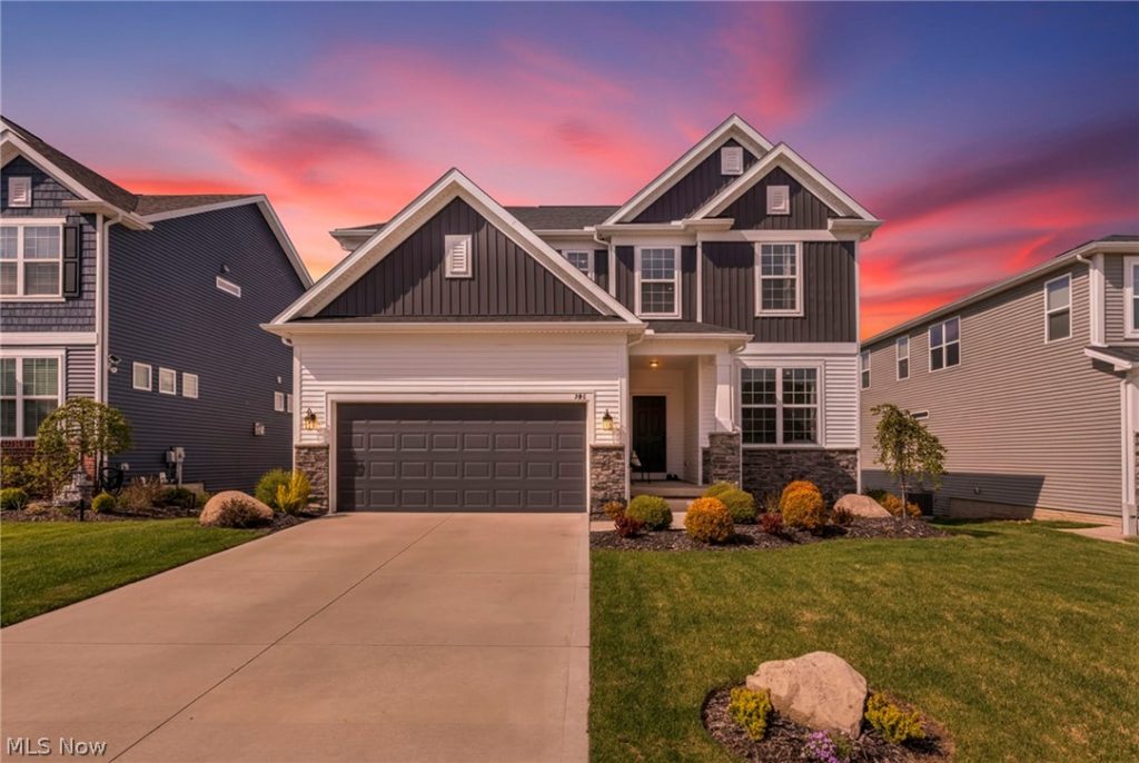 342 Foxglove Drive, Wadsworth, OH
