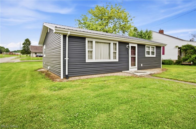 289 Elm Street, Duncan Falls, OH - Photo 4