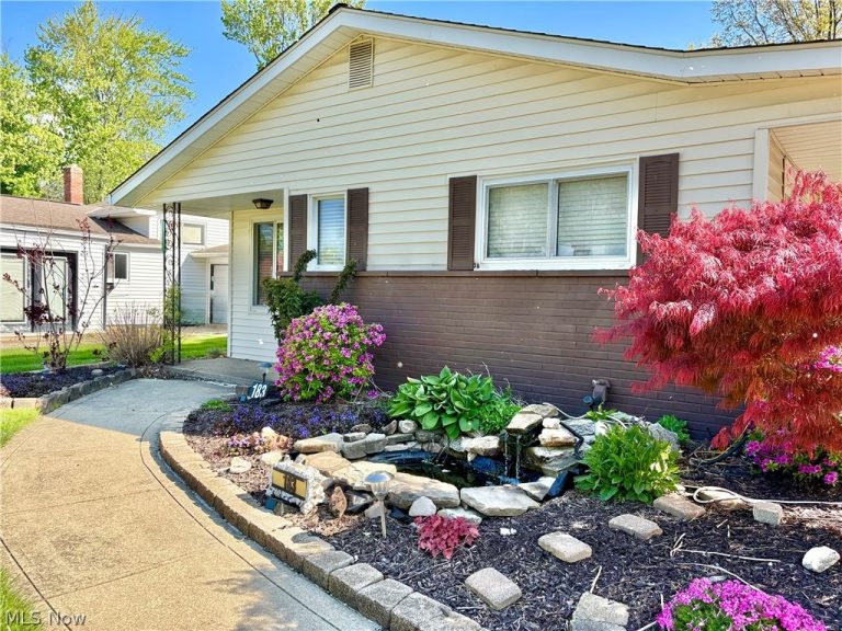183 Overlook Drive, Eastlake, OH - Photo 4