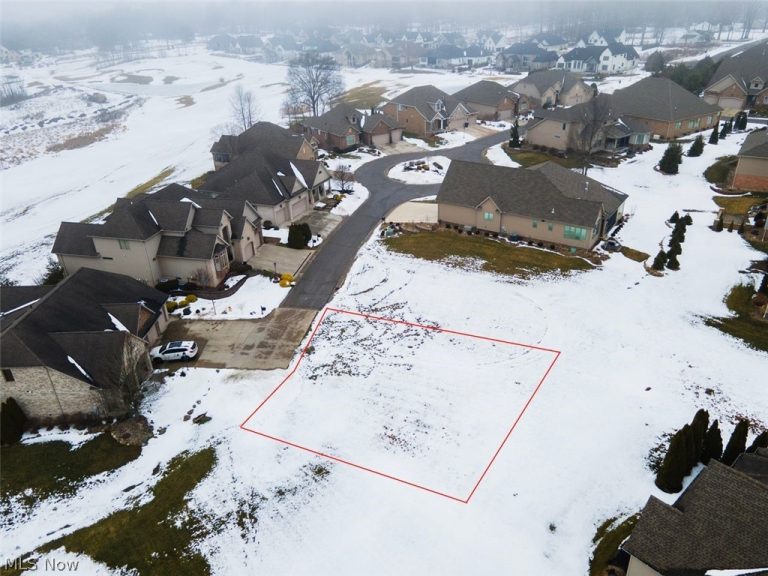 7767 Exeter Court, Canfield, OH - Photo 2