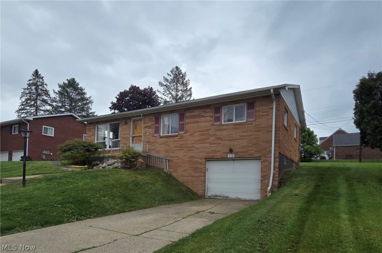 238 Meadowbrook Drive, Steubenville, OH - Photo 5