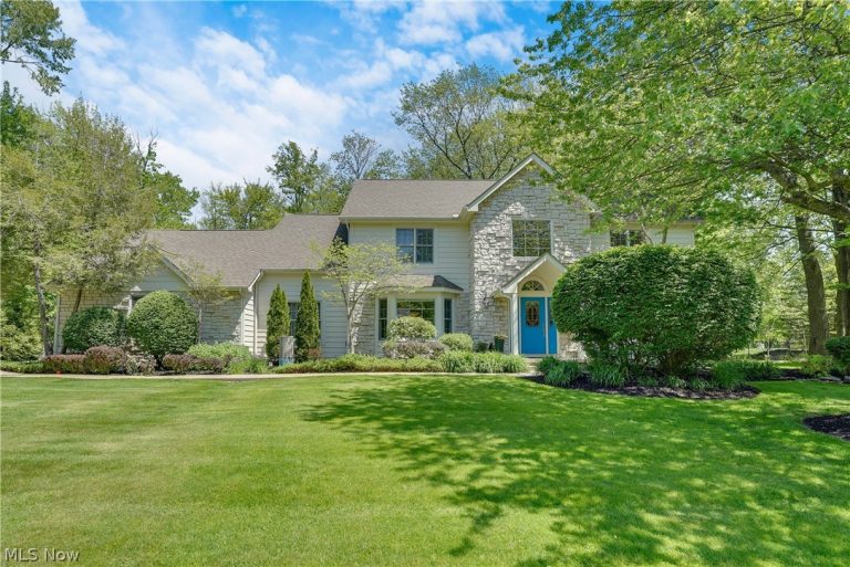 5157 Crofton Avenue, Solon, OH, 44139
