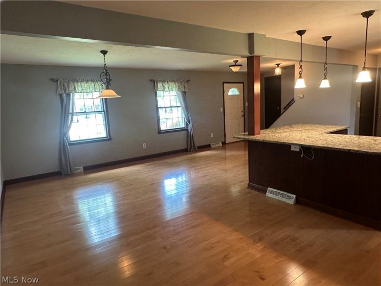 742 Sabrina Drive, Boardman, OH - Photo 6
