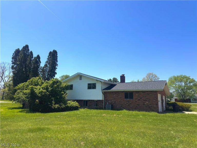 2705 Columbia Road, Medina, OH - Photo 2