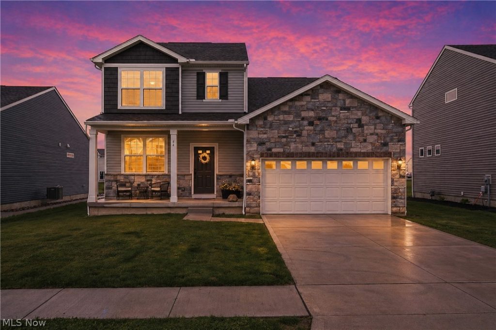 64 Brewster Drive, Tallmadge, OH