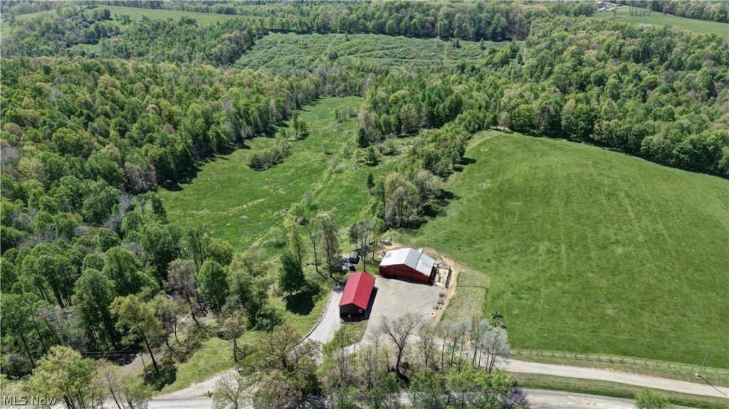 39843 County Road 33, Warsaw, OH