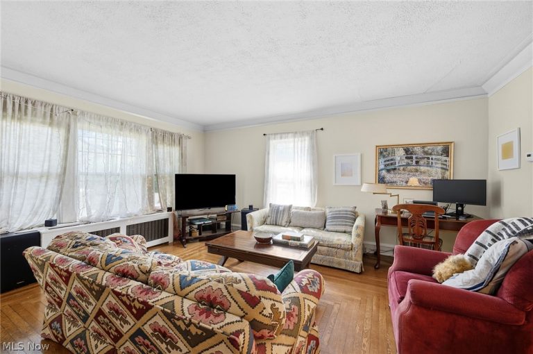 2834 Ludlow Road, Cleveland, OH - Photo 3