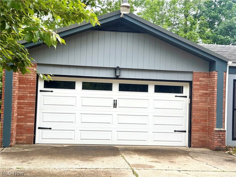 568 Northlawn Drive, Youngstown, OH - Photo 5