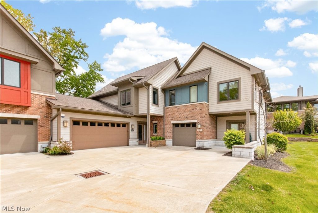 1363 Slate Court, Cleveland Heights, OH
