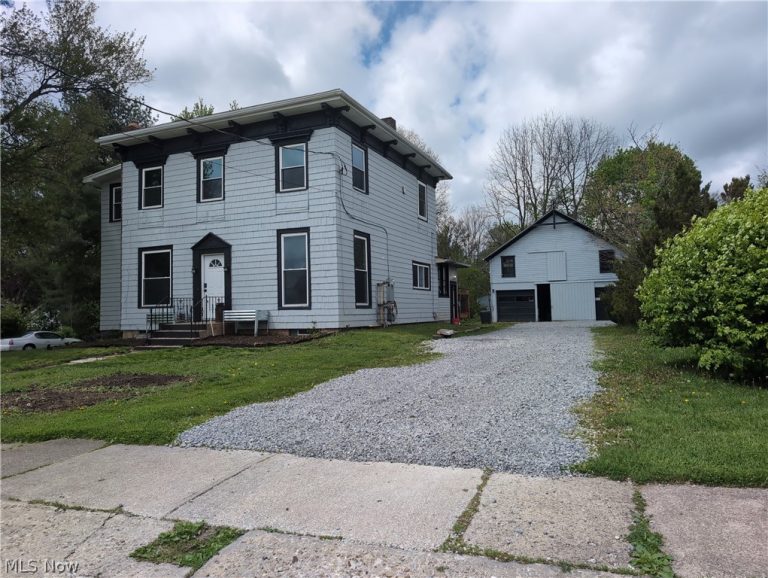 8217 Park Avenue, Garrettsville, OH - Photo 2