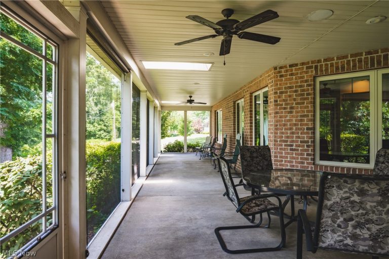3908 River Road, Vienna, WV - Photo 6
