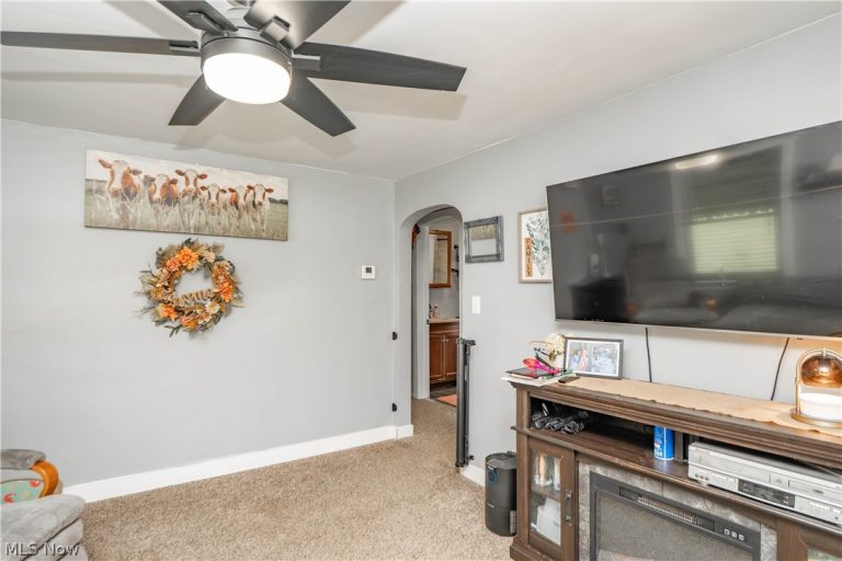 462 Fenton Avenue, Canton, OH - Photo 5