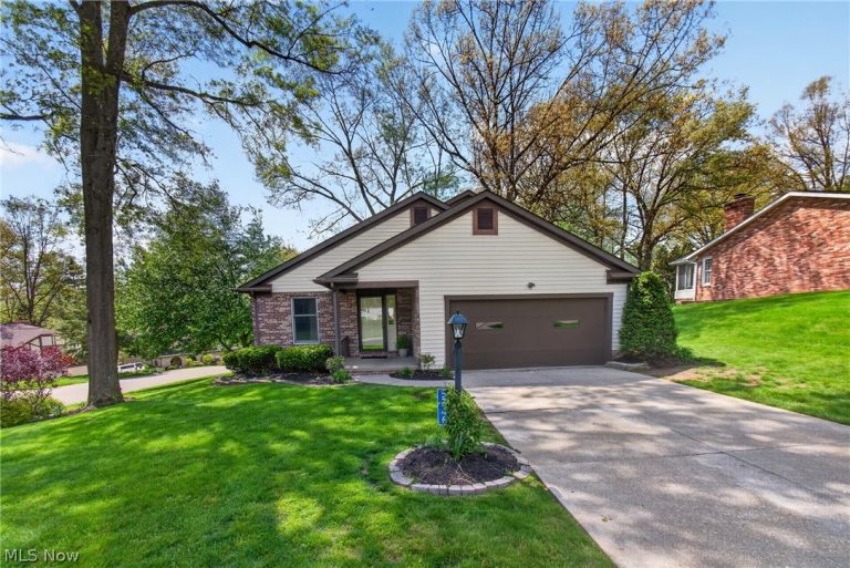 5346 Burlawn Street, Canton, OH, 44708