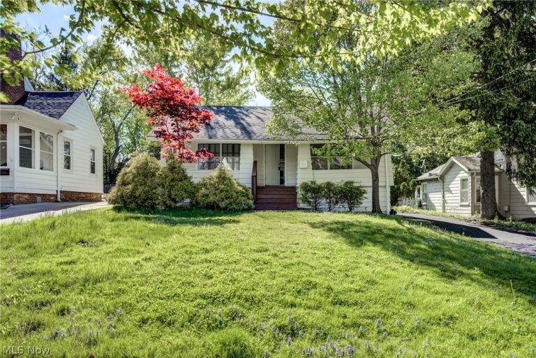 1548 Biltmore Road, Lyndhurst, OH, 44124