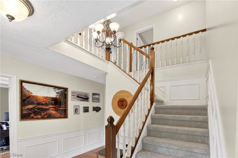 9103 Lake In The Woods Trail, Chagrin Falls, OH - Photo 2