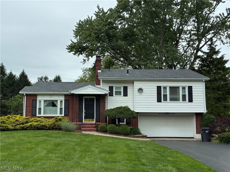 2007 Silver Fox Lane, Warren, OH, 44484