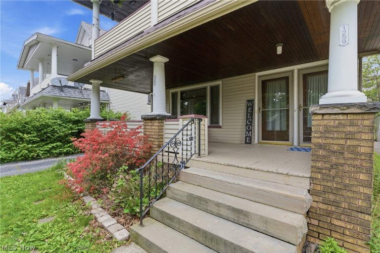 1259 Donald Avenue, Lakewood, OH - Photo 4