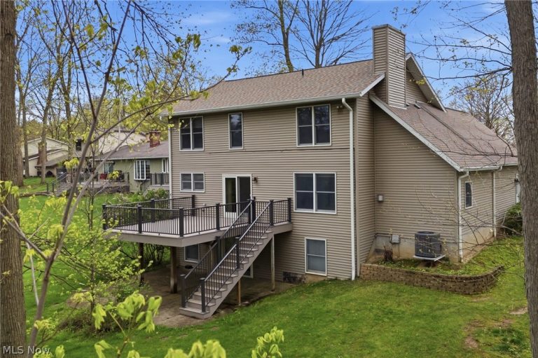 2291 Ridgewood Court, Ashland, OH - Photo 2