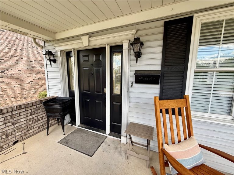 1330 Main Street, Follansbee, WV - Photo 4