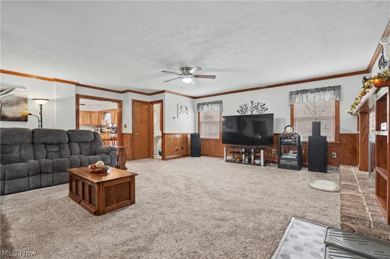 6645 Summit Drive, Canfield, OH - Photo 6
