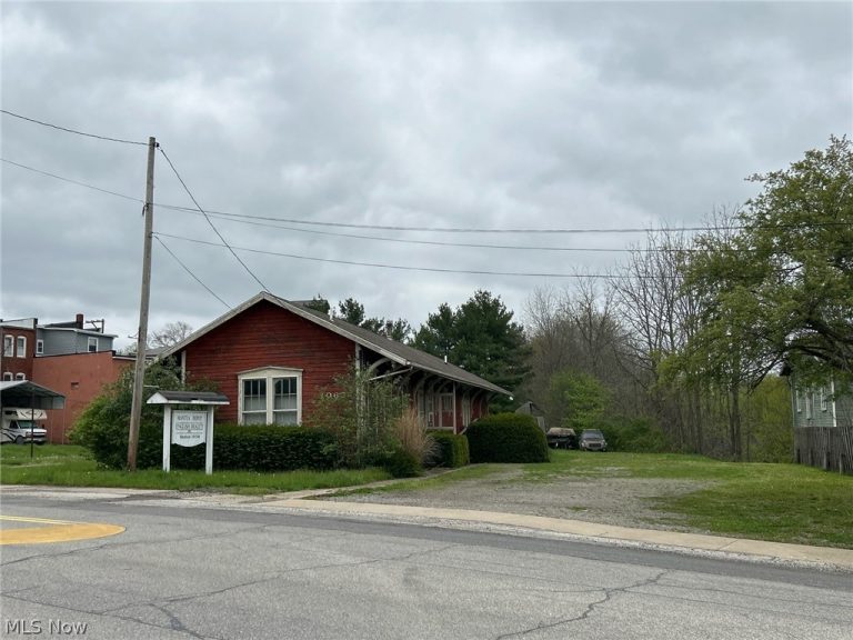 10636 Main Street, Mantua, OH, 44255