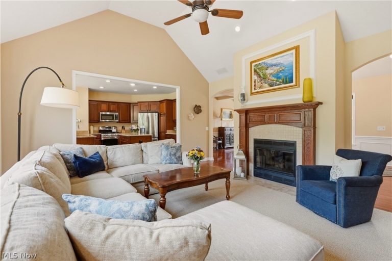 36939 Wexford Drive, Solon, OH - Photo 6