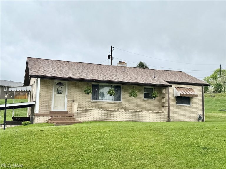 582 Pond, East Liverpool, OH, 43920