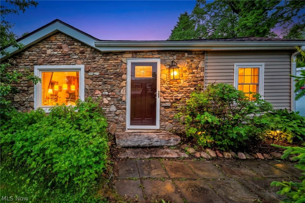 4705 State Route 303, Ravenna, OH