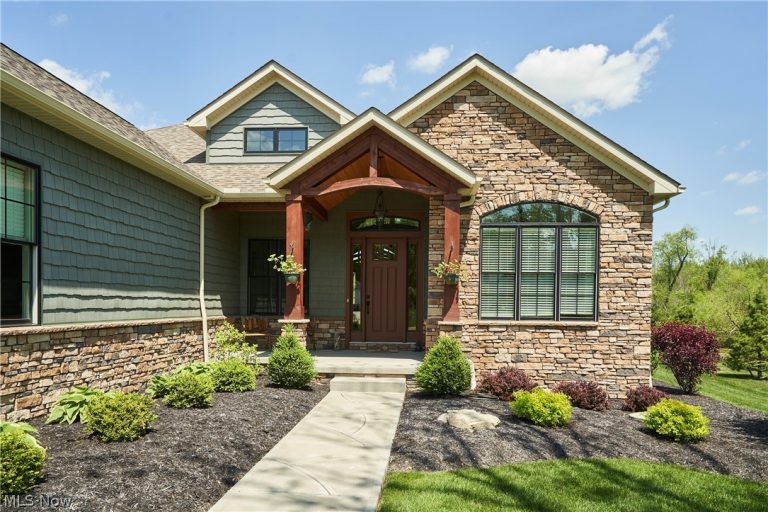 2141 Hayden Drive, Hinckley, OH - Photo 6