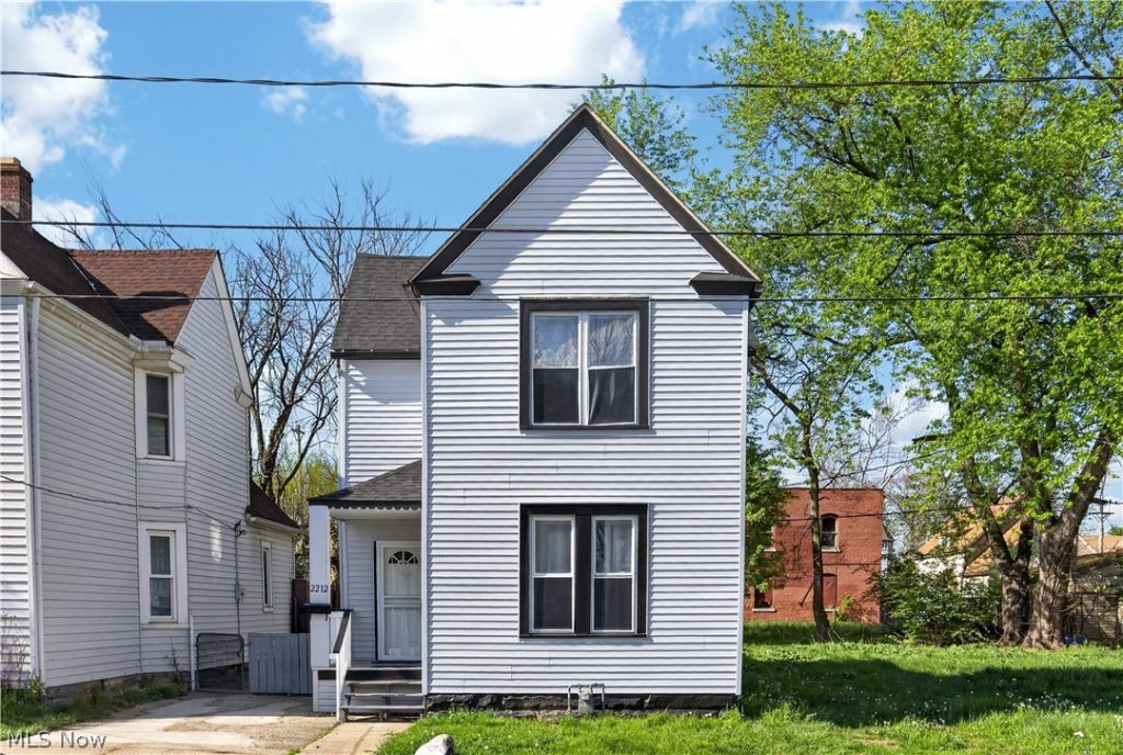2212 Selzer Avenue, Cleveland, OH